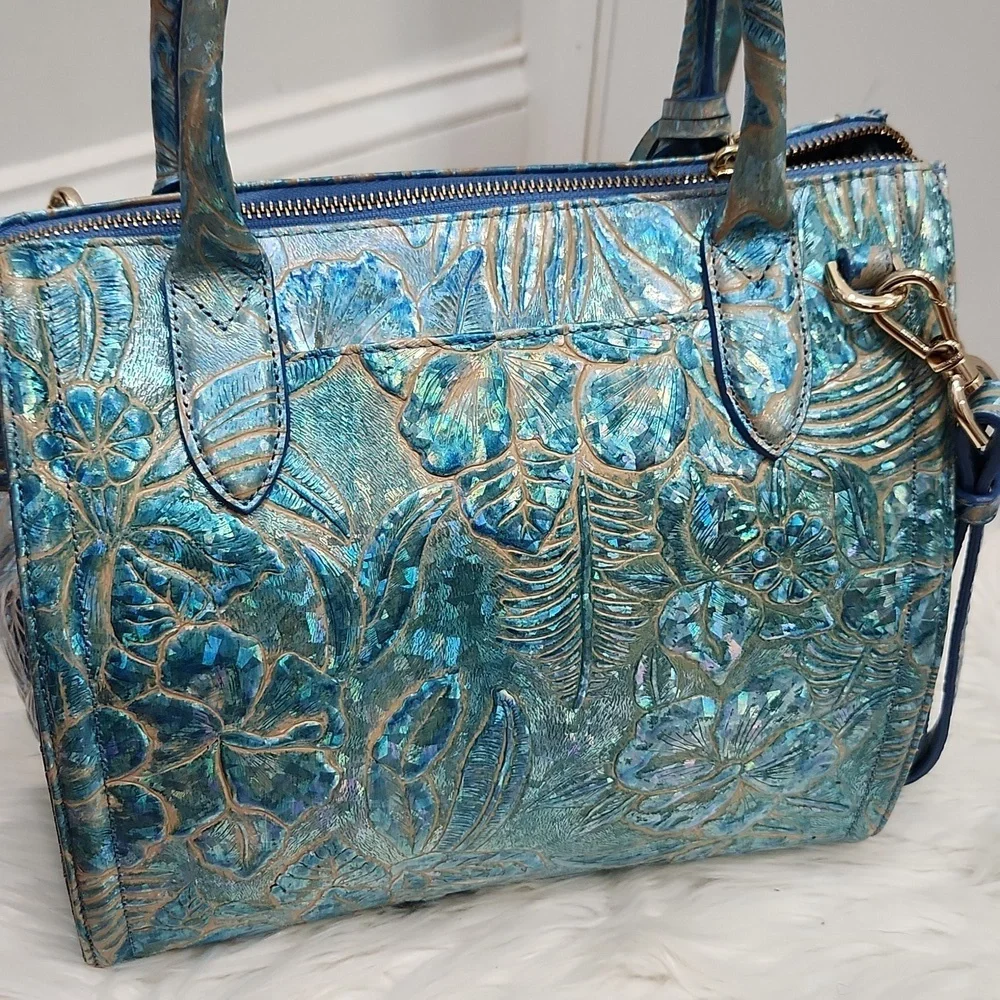 💙🔹️Brahmin 🔹️Small Caroline Serenity Sonic Genuine Leather Bag  (Pre-owned)